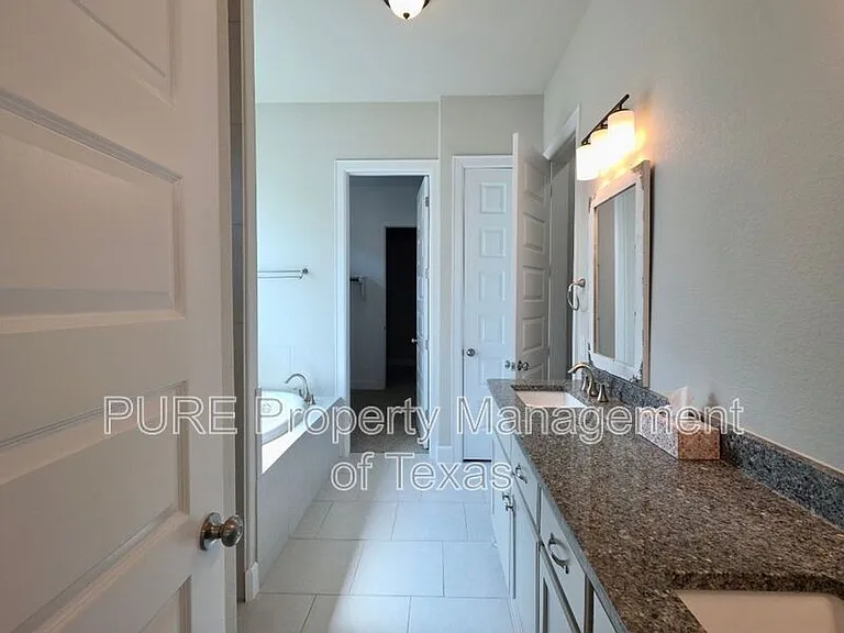 3356 Pablo Cir — Photo 10