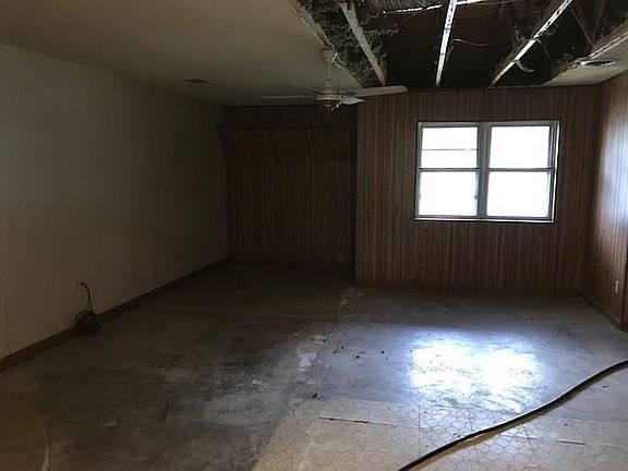 4th image of 106 California St