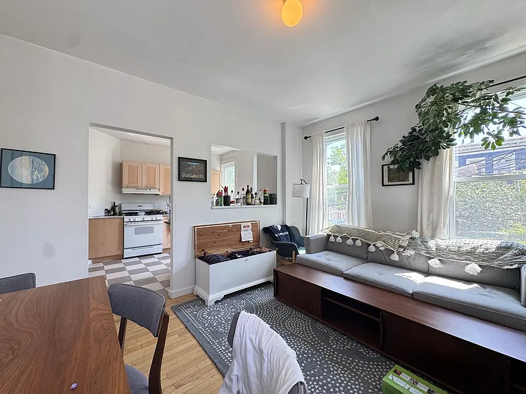 940 State St #2 — Photo 8