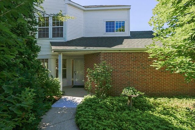 1st image of 132 Pembroke Cir