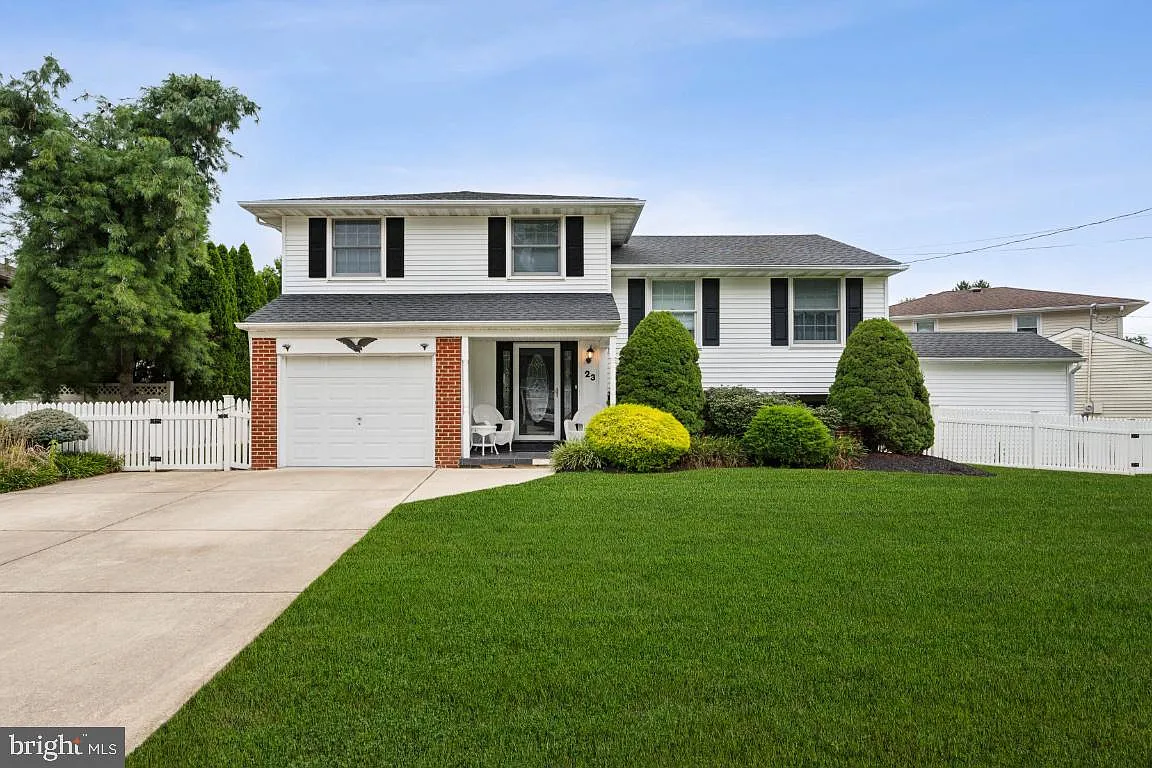 23 Sleepy Hollow Rd photo 1