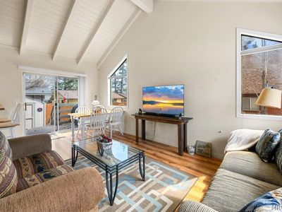 1091 Dumas Ln, Big Bear City, CA, 92314