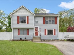 75 Fairhaven Ave, Warwick, RI 02889