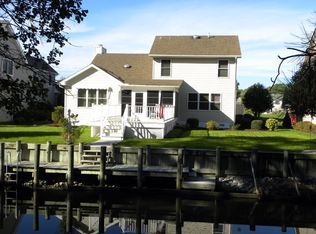 426 Canal Way W, Bethany Beach, DE 19930