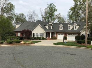 588 Sandringham Pl, Concord, NC 28025