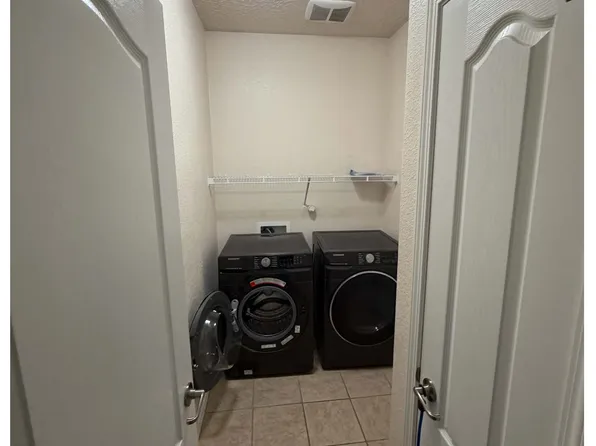 4212 Luz De Estrella, Santa Fe, NM 87507