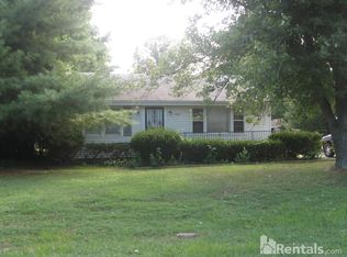 2606 Pioneer Rd, Shively, KY 40216