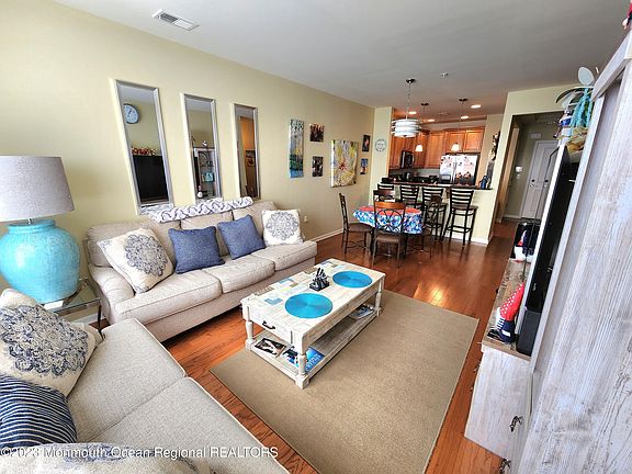 5th image of 729 Amy Ct #1000