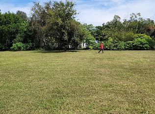 1162 Hampton Rd, Daytona Beach, FL 32114