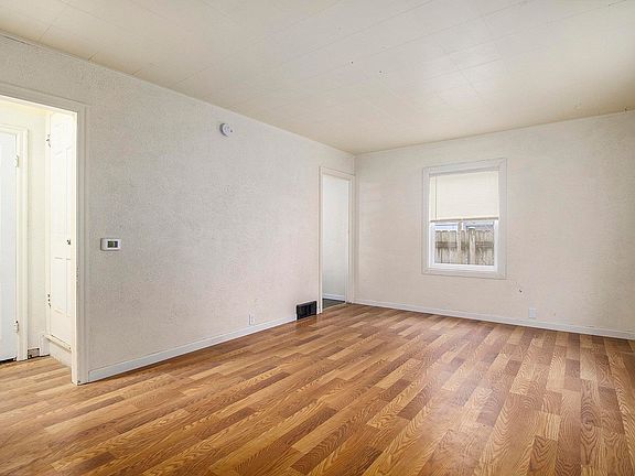 5th image of 1606 N Brookfield St