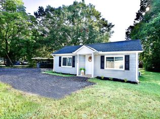 3910 A White Horse Rd, Greenville, SC 29611