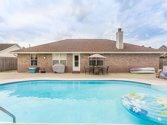 3rd image of 5040 Cassia Dr