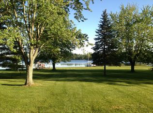 2906 Lake Ave, Osseo, MI 49266