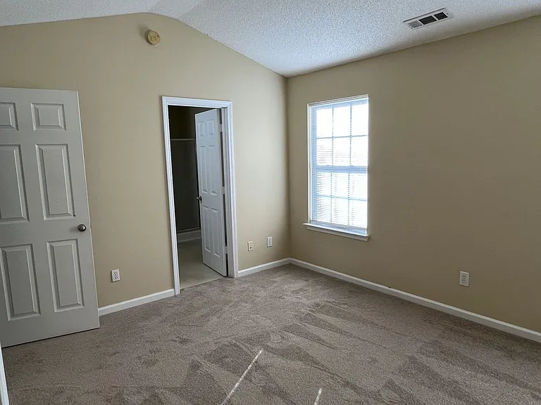 6130 Sid Crane Dr — Photo 12