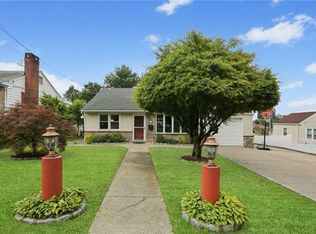 97 Westwood Rd, Yonkers, NY 10710