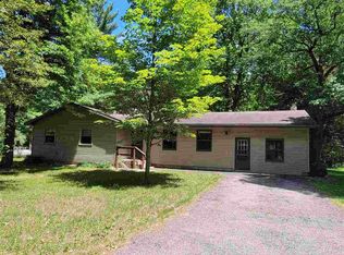 N6524 Balsam Rd, Shawano, WI 54166