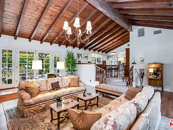 5th image of 6521 Orion Ave