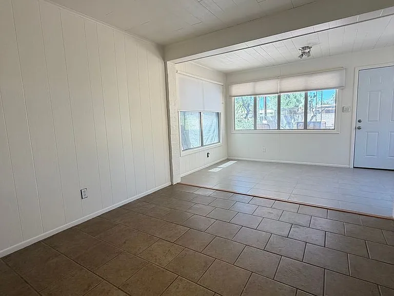 3411 E Pima St — Photo 17