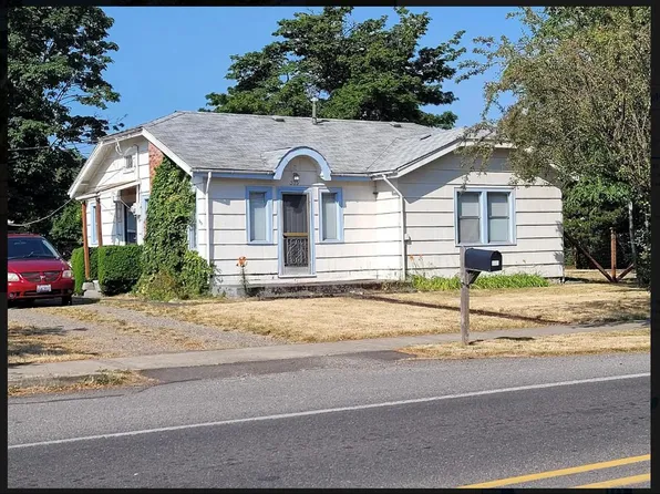 305 Yelm Ave W, Yelm, WA 98597