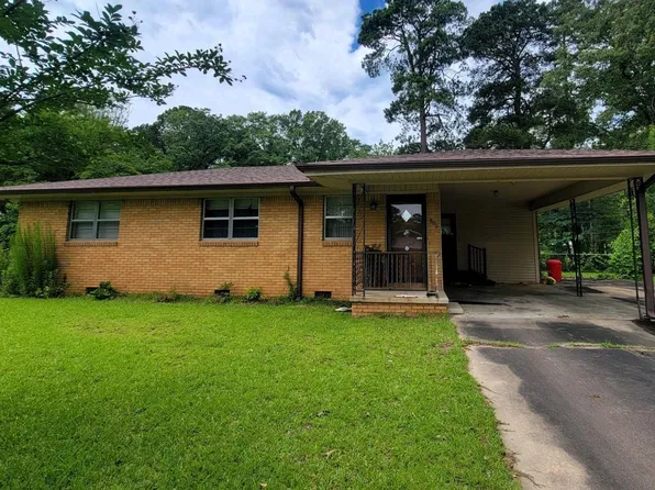 800 Van St, White Hall, AR 71602