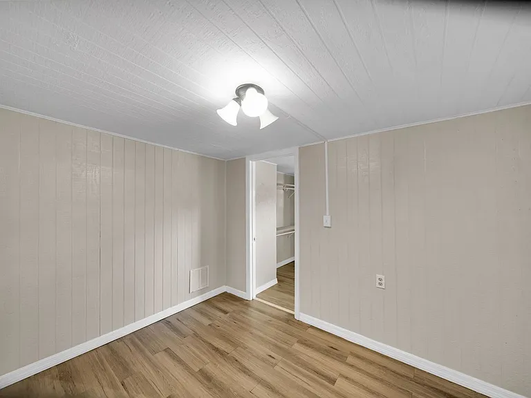 2950 Packinghouse Rd — Photo 16