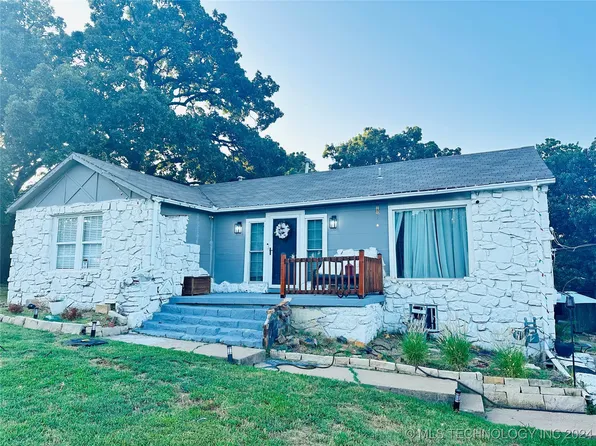 2825 W 51st St, Tulsa, OK 74107