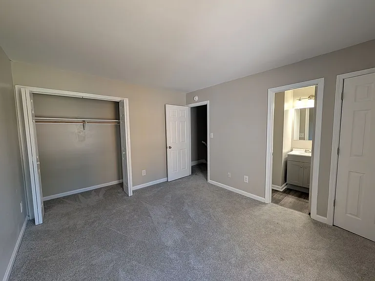 4632 Kilcullen Dr — Photo 9