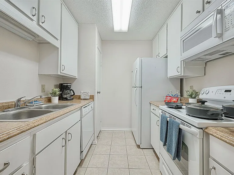 7900 N Stadium Dr #126 — Photo 7