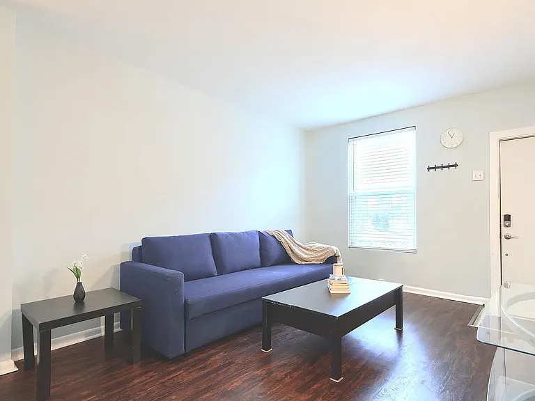 321 S Fagley St — Photo 2