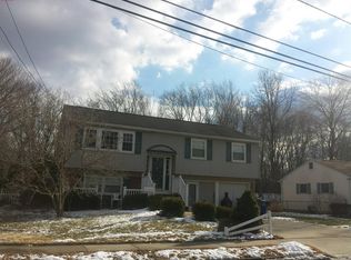 34 Heritage Rd, Marlton, NJ 08053