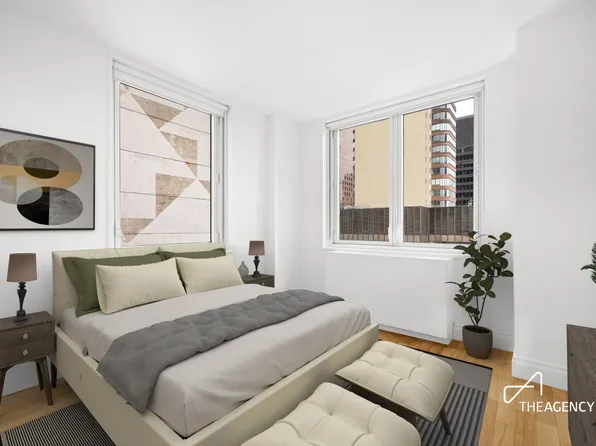 212 East 47th Street image 4 of 8