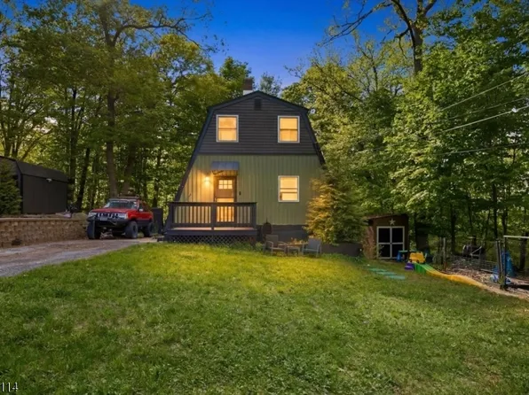 7 Glen Dr, Vernon Twp., NJ 07461