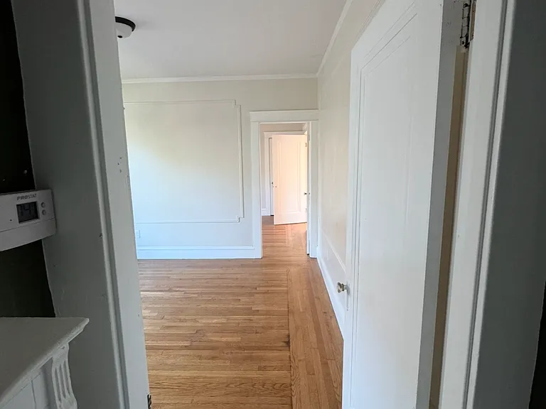 140 Woodbine St #2 — Photo 10