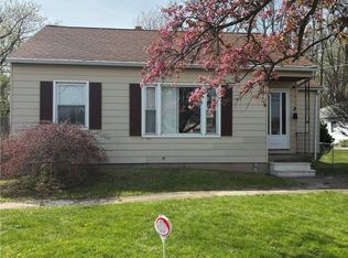 224 S Leavitt Rd, Amherst, OH