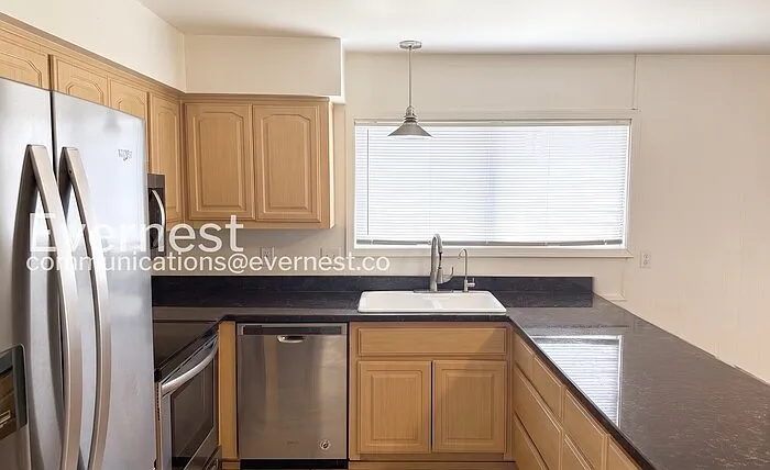 848 N 86th Pl — Photo 3