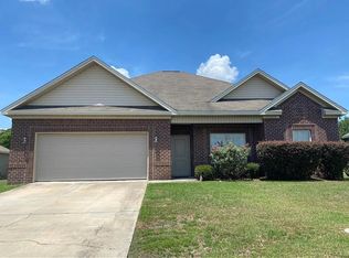 220 Lace Dr, Dothan, AL 36301