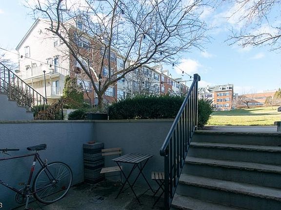 2nd image of 103 Vaughan Dr