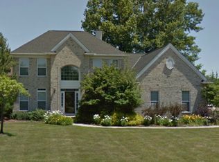 411 Regatta Dr, Avon Lake, OH 44012