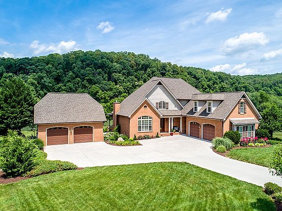 2nd image of 2939 Hodges Landing Dr