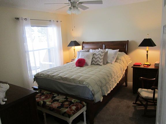 3rd image of 3129 Archer Ave