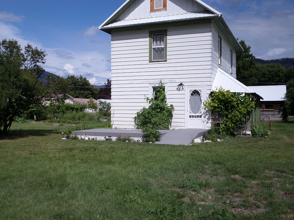 1st image of 307 S Center St