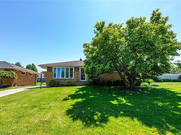 2nd image of 7313 Whitaker Dr