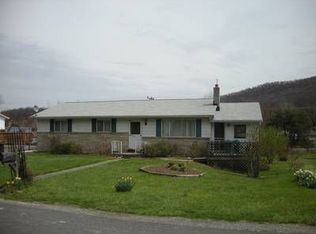 12110 Bowling St, Cumberland, MD 21502
