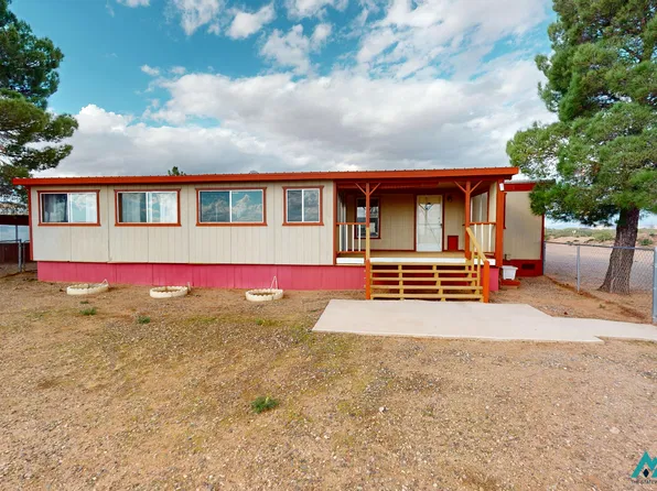 465 Apache Hills Dr NE, Deming, NM 88030