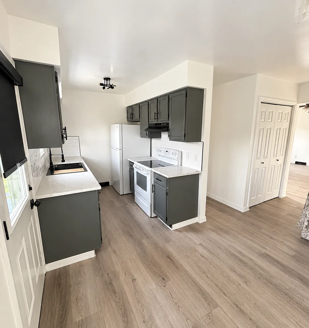 2 bed, 1.5 bath, 1080 sqft, $1,750 — Photo 4