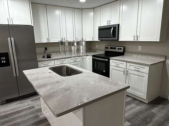 2nd image of 6408 Hunters Glen Dr