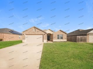 146 Karlee Ln, Newcastle, OK 73065