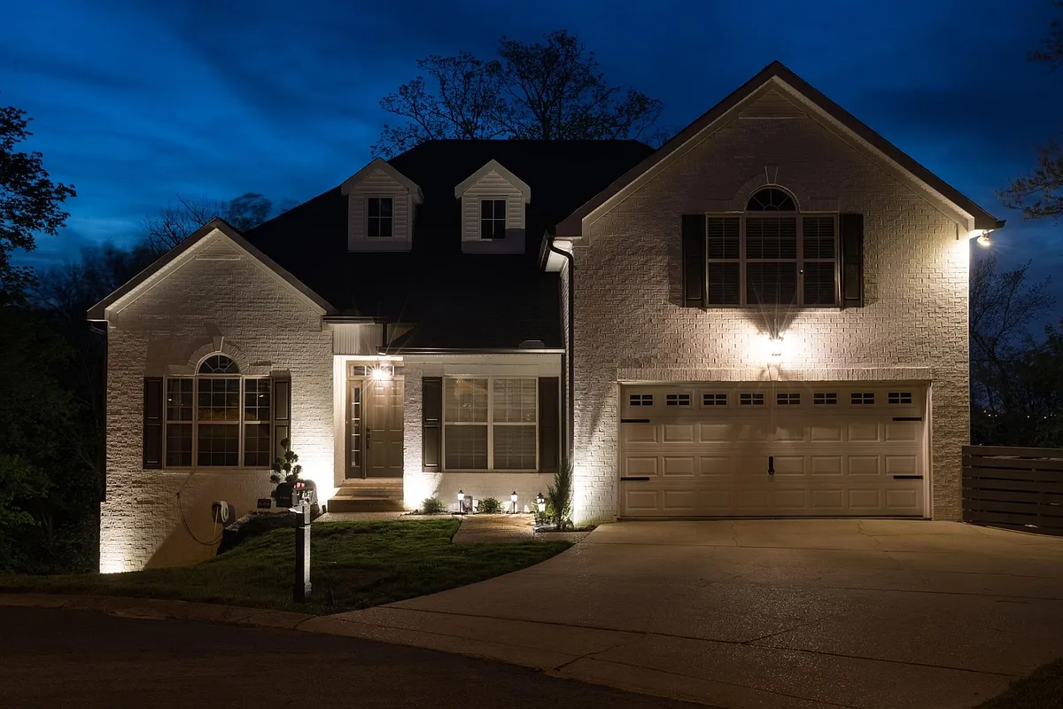 Building Photo - 1437 Cedarway Ln