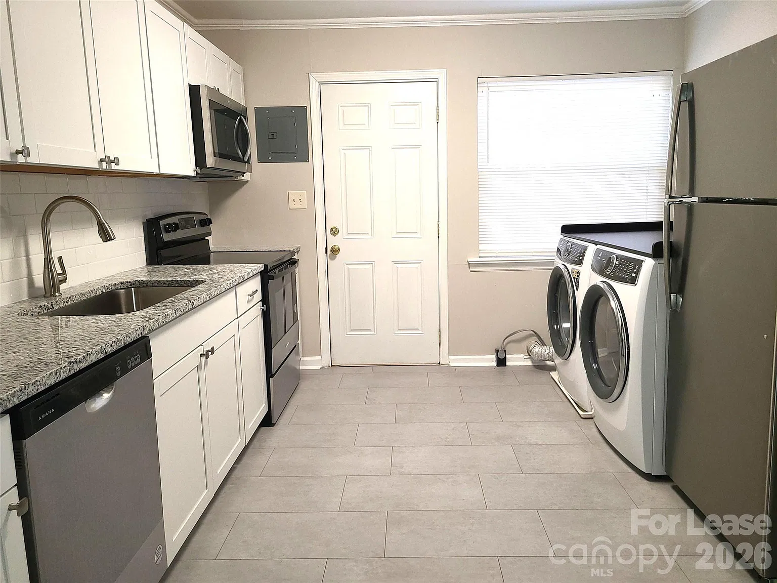2 bed, 1.0 bath, 850 sqft, $1,495 — Photo 4