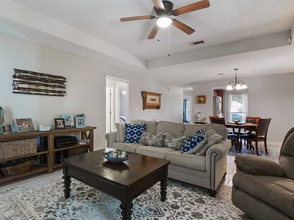 4th image of 11412 Wedgewood Ln